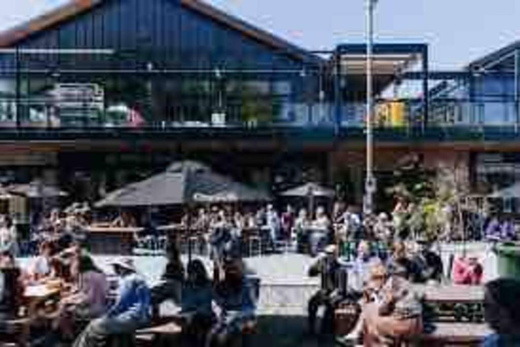 2 Bedrooms Apprtmt Plus Underground Parking In Cbd Christchurch Buitenkant foto