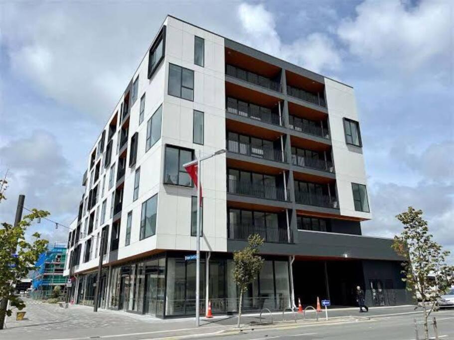 2 Bedrooms Apprtmt Plus Underground Parking In Cbd Christchurch Buitenkant foto