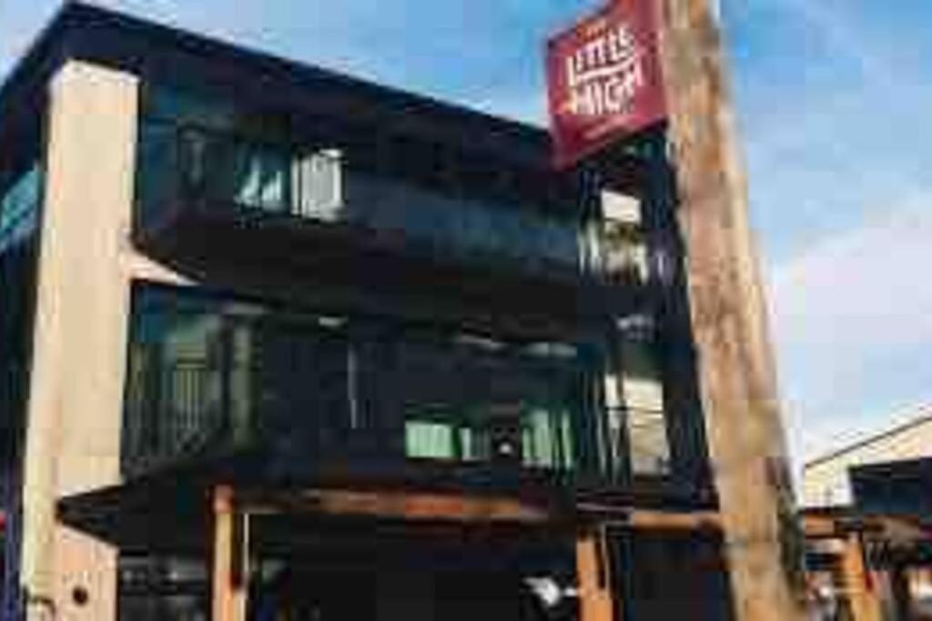 2 Bedrooms Apprtmt Plus Underground Parking In Cbd Christchurch Buitenkant foto